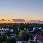 Fuerstlich Wohnen Am Circus Mit Blick Zur Granitz