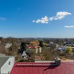 Fuerstlich Wohnen Am Circus Mit Blick Zur Granitz Apartment Putbus