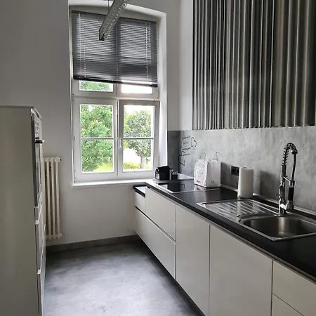 Fuerstlich Wohnen Im Obergeschoss *