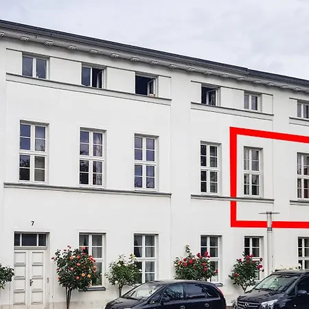 Fuerstlich Wohnen Am Circus Mit Blick Zur Granitz *