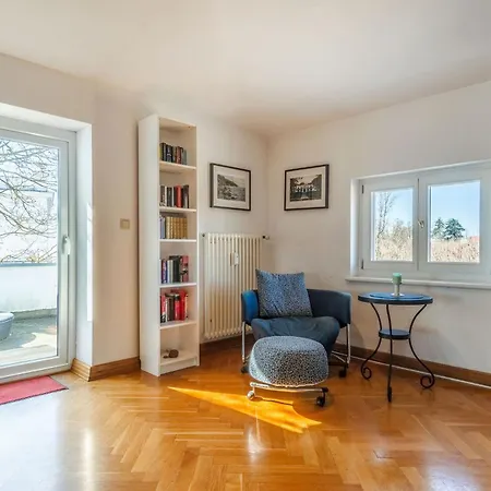 Fuerstlich Wohnen Am Circus Mit Blick Zur Granitz Apartamento